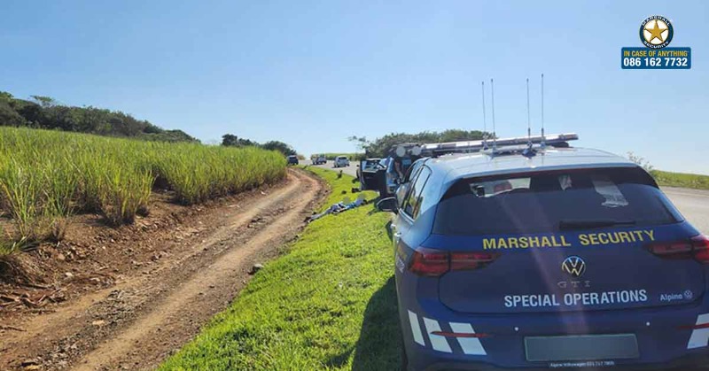 marshall_sec's tweet photo. Our Special Ops Team, in collaboration with Greenwood Park SAPS, halted a silver Toyota Aygo involved in multiple robberies. Three suspects were apprehended, and stolen items were recovered. A shining example of effective surveillance and teamwork leading to quick arrests.