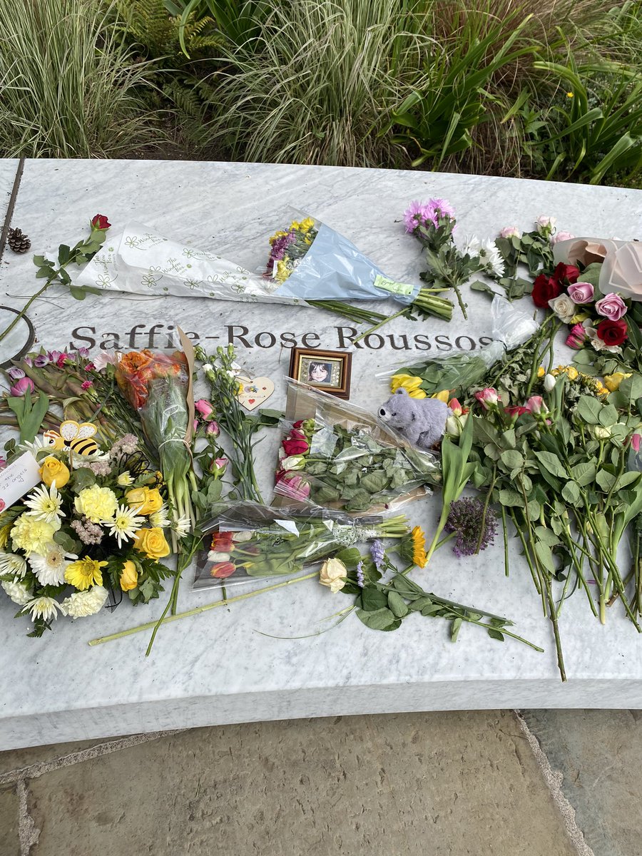 𝐤𝐚𝐥𝐢 ♡ seeing ari, mags & mads tweet media