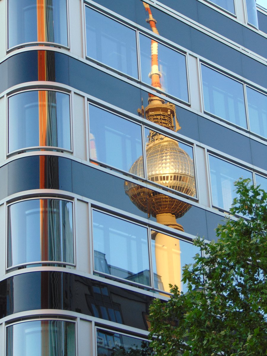 Weather is horrid, but am off out anyway. This country is dulled by its constant rain. Cake and then Italian for lunch probably. Will take a book with me just in case. #theferrisfiles #berlin #metaphorsaplenty #ferrisphotos #architecture #reflection