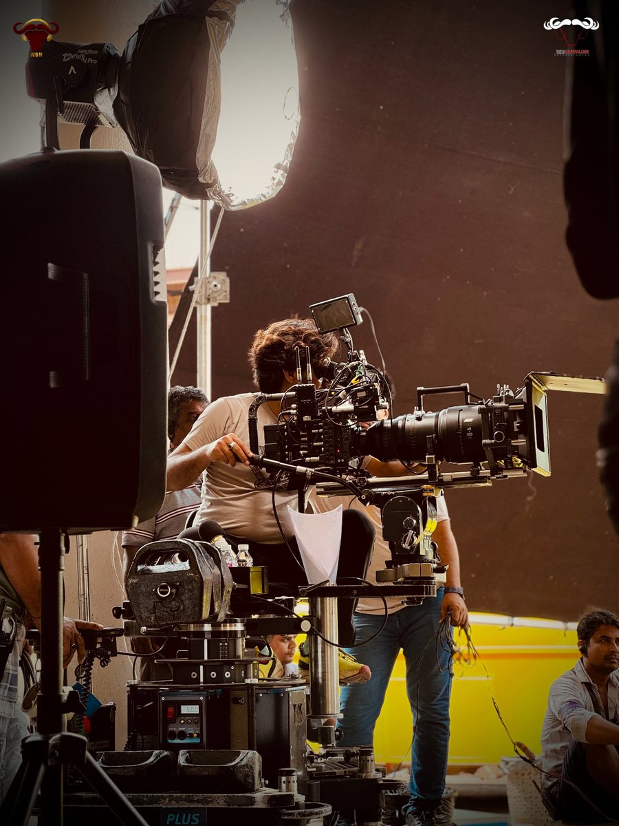 The BIG guns = Arri + Panther💣🎥

#Arri #Panther #WildBuffaloesEntertainment #WildBuffaloesMusic #WBE #WBM #onset
#SarfrazAliHasanKhan #cinematographer 

(filmset, bollywood, filming, shooting, pantherdolly, cinematography, cinema, aesthetic, films, production house)