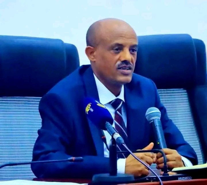 Amhara_GCAO's tweet photo. "ውስጣዊ አንድነትን ማጠናከር ከውጭም ከውስጥም የሚነሱ ትንኮሳዎችን ለመከላከል  እና ችግሮችን በራስ አቅም ለመፍታት ያስችላል"

ርእሰ መሥተዳድር አረጋ ከበደ https://t.co/EaP4YMIwYx