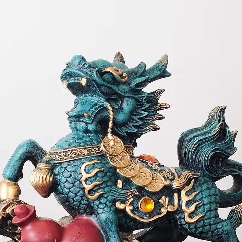 FayhooS's tweet photo. Infuse your home with an aura of luck &amp; prosperity with our Kylin Mythical Chinese Beast Lucky Statue. This exquisitely crafted statue is not just a decorative piece, but a powerful symbol of good fortune, protection, &amp; serenity. https://t.co/rPVaPuXCl2 #giftideas #crafts #kylin https://t.co/VZMRfwBy6k