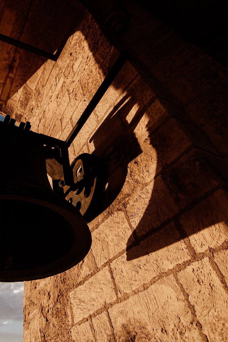 BON DIA! ☺️

👉🏻 El Campanar de Reus és una torre d'estil gòtic annexa a l'església Prioral de Sant Pere.

🔔 Sabríeu dir quantes campanes té actualment? 🧐

#GaudíReus #CostaDaurada #CiutatambCaràcter