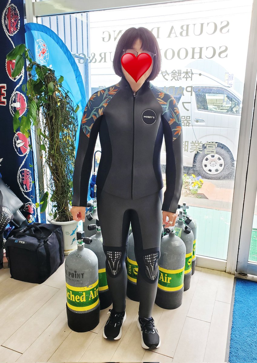 ドライスーツ モビー ダイビング – 株式会社モビーディック（MOBBY