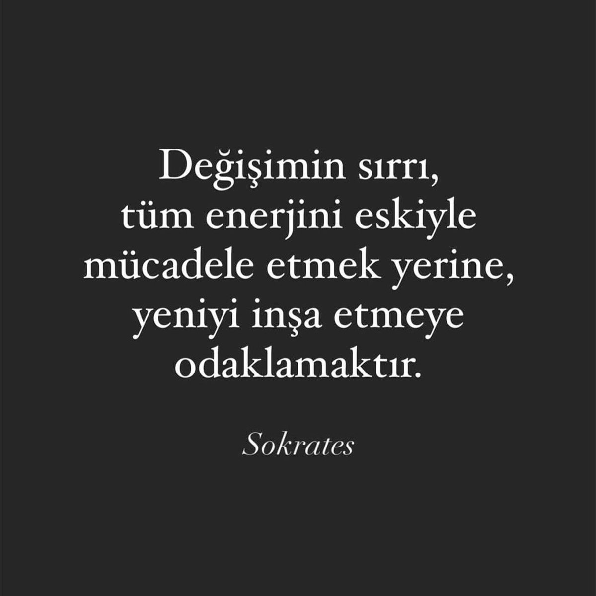 “İstediğiniz bir şeyi uzun süre düşünürseniz ya siz onu çekersiniz ya da o sizi çeker. 
İstediğiniz bir şeyi hislerinizi de katarak düşünürseniz, aynı frekanstaki başka bir şeyi otomatik olarak çekersiniz.” 

- Lynn Grabhorn