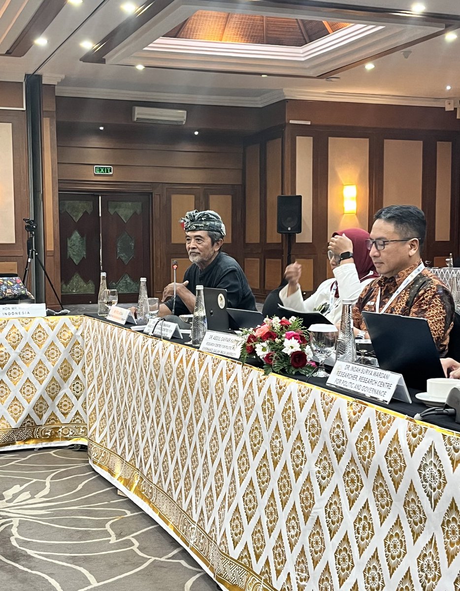 We read @projectm_org’s report on the plight of Dalem Tamblingan indigenous community in Bali and asked their help to connect with the community leader Putu Ardana. Today, we asked him to share his stories to cross-committee MPs of @DPR_RI and @SEAPAC_eng so we can do better.