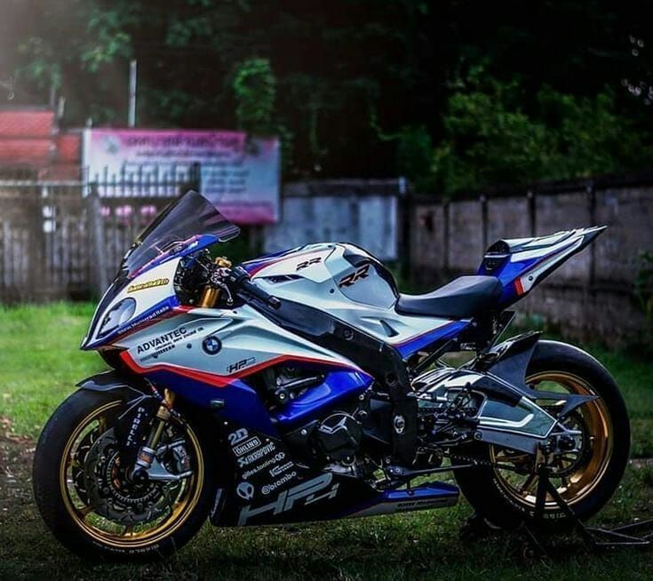 BMW HP4