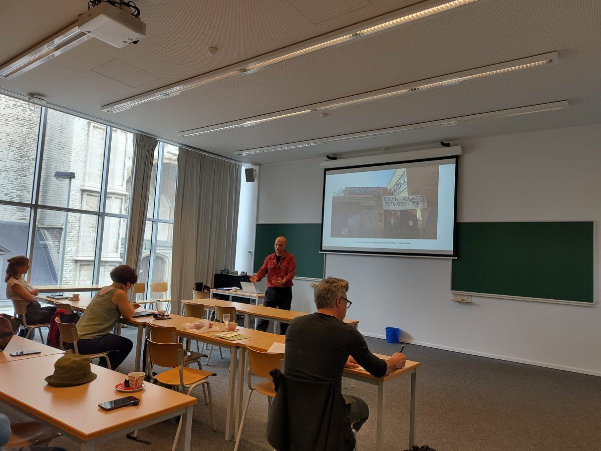 Thanks to Dr @HTsavdaroglou for holding this amazing seminar yesterday:
'Newcomers’ housing commons vs military campization in Greece'.
Fascinating presentation and great discussion!
@HTsavdaroglou from @Aristoteleio is visiting @UrbanStudies_UA and  @migloba till June!📚