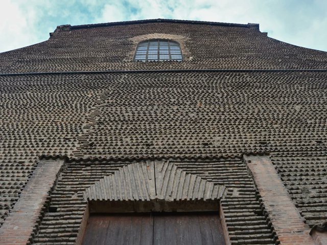 Edifici storici di #Bologna: la ex chiesa di Santa Lucia bibliotecasalaborsa.it/bolognaonline/…