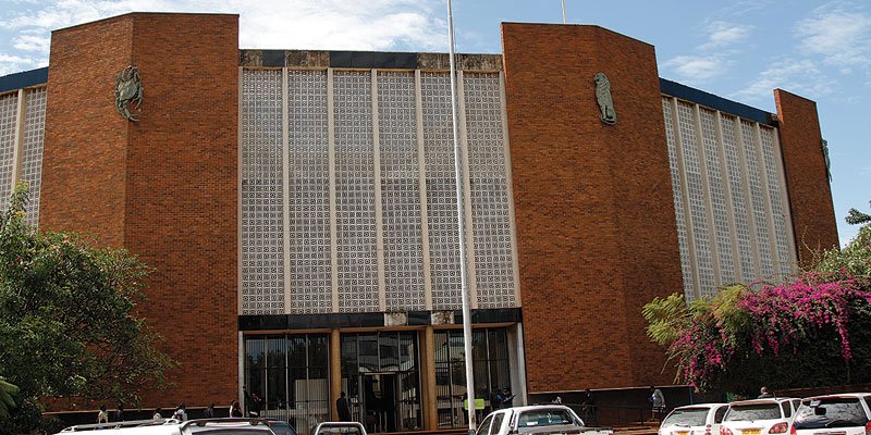 A HARARE man, 28, Tinashe Chirevo was yesterday brought before the Harare Magistrates’ Courts for allegedly gang-raping a 21-year-old woman in Glen Norah last week.>shorturl.at/fqawu