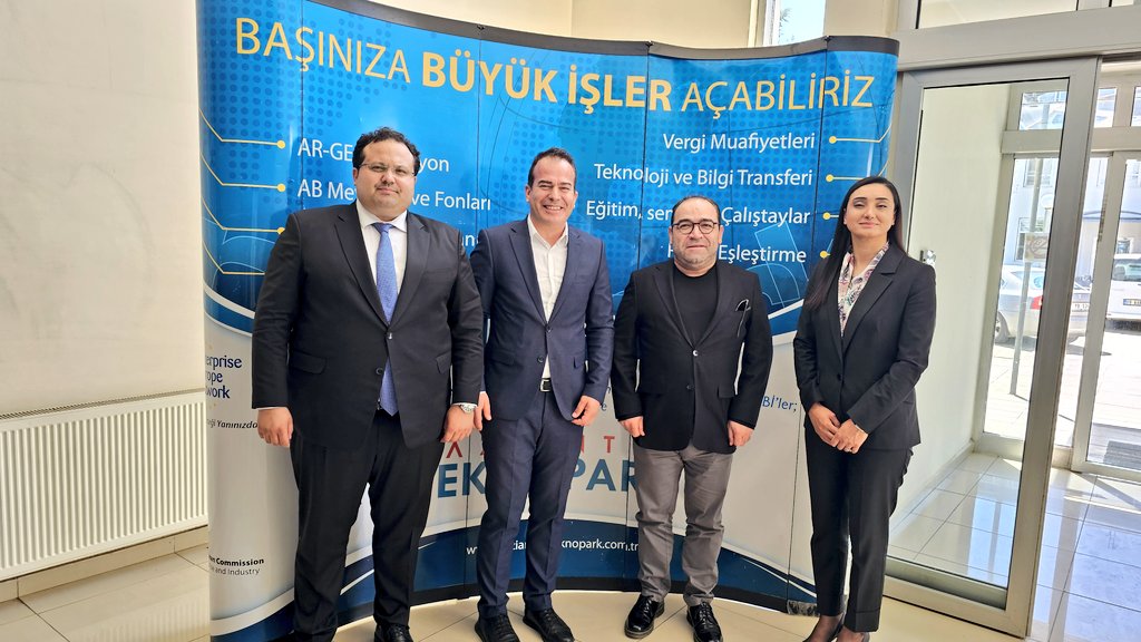 Dr. ibrahim YAVUZ (@ibrahim___yavuz) on Twitter photo 📍Gaziantep
Teknoloji Geliştirme Bölgeleri Derneği Yönetim Kurulu olarak ziyaretlerimiz kapsamında <a href="/GantepTeknopark/">Gaziantep Teknopark</a>'ı ziyaret ettik. Genel Müdürümüz <a href="/KazimYildirim_/">Kazım Yıldırım</a> ve ekibinden <a href="/GantepTeknopark/">Gaziantep Teknopark</a> hakkında bilgi aldık. Yapacağımız proje ve çalışmaları değerlendirdik. <a href="/TGBDernegi/">TGBD</a> 📍Gaziantep
Teknoloji Geliştirme Bölgeleri Derneği Yönetim Kurulu olarak ziyaretlerimiz kapsamında <a href="/GantepTeknopark/">Gaziantep Teknopark</a>'ı ziyaret ettik. Genel Müdürümüz <a href="/KazimYildirim_/">Kazım Yıldırım</a> ve ekibinden <a href="/GantepTeknopark/">Gaziantep Teknopark</a> hakkında bilgi aldık. Yapacağımız proje ve çalışmaları değerlendirdik. <a href="/TGBDernegi/">TGBD</a>