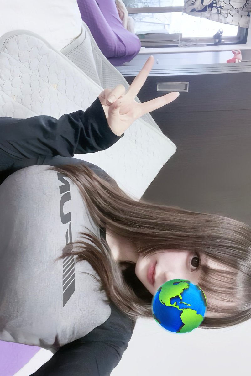 初号機 tweet media