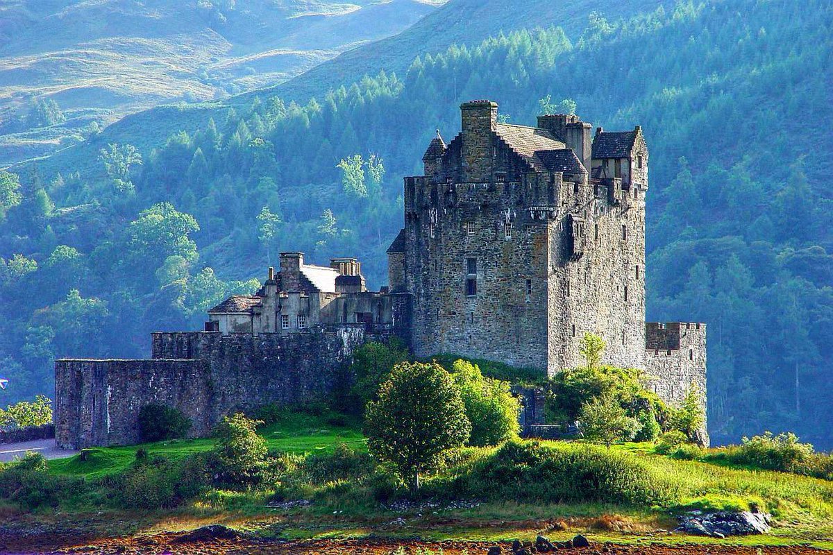 #Travel to Scotland and discover Elean Donan Castle t.me/ilReporter/1373

#Viaggio in Scozia per scoprire lil castello di Elean Donan t.me/ilReporter/1373