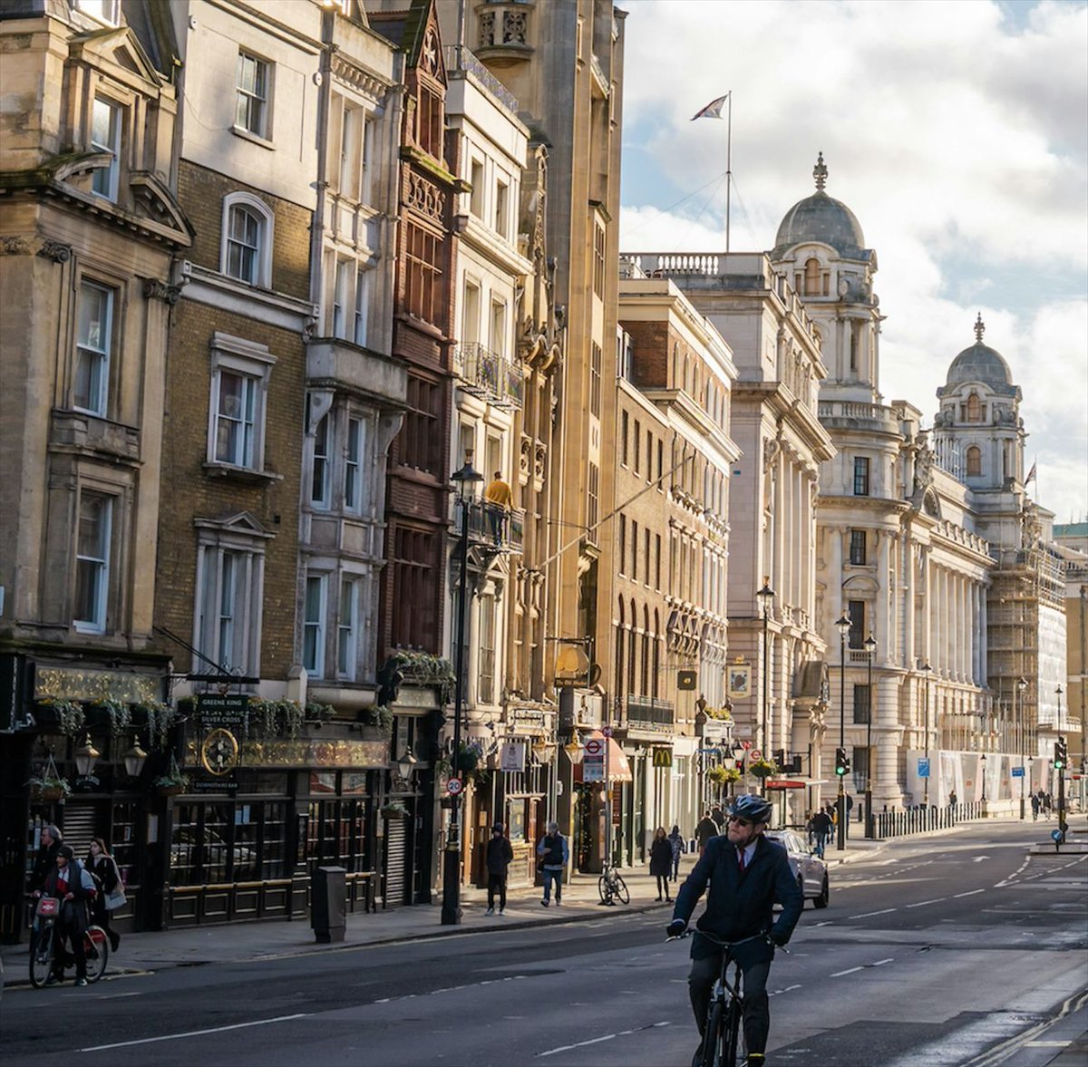 JOIN OUR LONDON #WALK Skyline, style wars and carbuncles – walking from the Eleanor Cross to the Channel Four building. Our guide is Sarah Jackson, an #architect and townscape consultant. This #tour looks at the effect culture wars have had on #London buff.ly/4a9aB2E