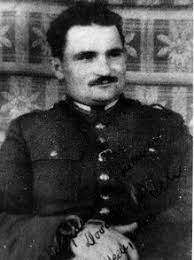 22 maja 1914 r.,w Wiśle,ur. się mjr Adolf Pilch 'Góra', 'Dolina',obrońca Francji w 1940 r.,cichociemny, dow. Zgrupowania Stołopecko-Nalibockiego AK na Nowogródczyźnie,na czele którego w 1944 r. przeszedł z puszczy Nalibockiej do Kampinosu, walcząc później w Powstaniu Warszawskim.