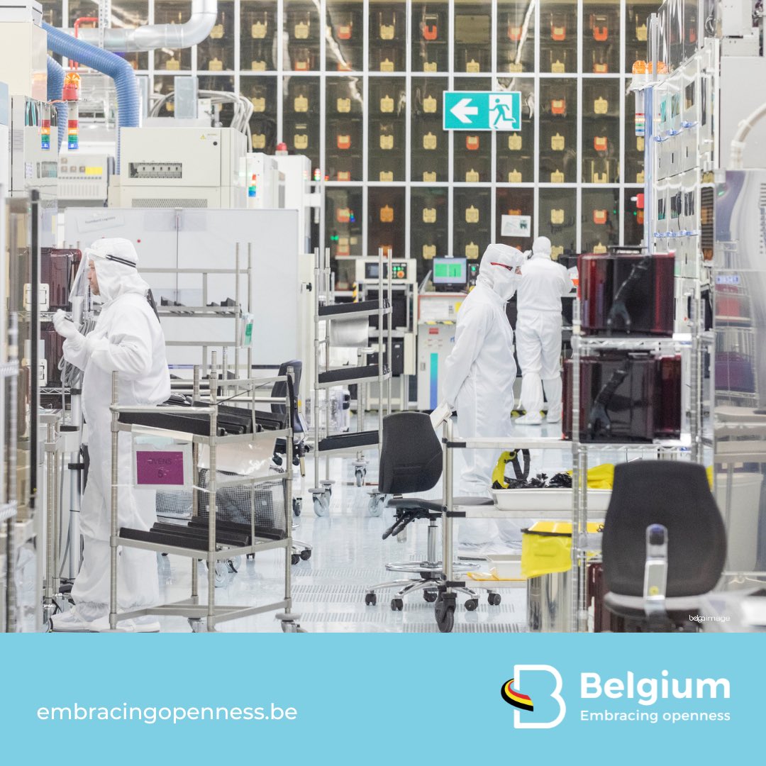 🎂 With @imec_int, #Belgium has been among the top #computerchip innovators since 1984! 👩‍🔬 Rethinking chip architecture: laser connected chiplets, 3D-layering… 💪 A €2.5 billion investment was announced for a Nano-IC-pilot line in 2027, partly funded by the #EuropeanChipsAct