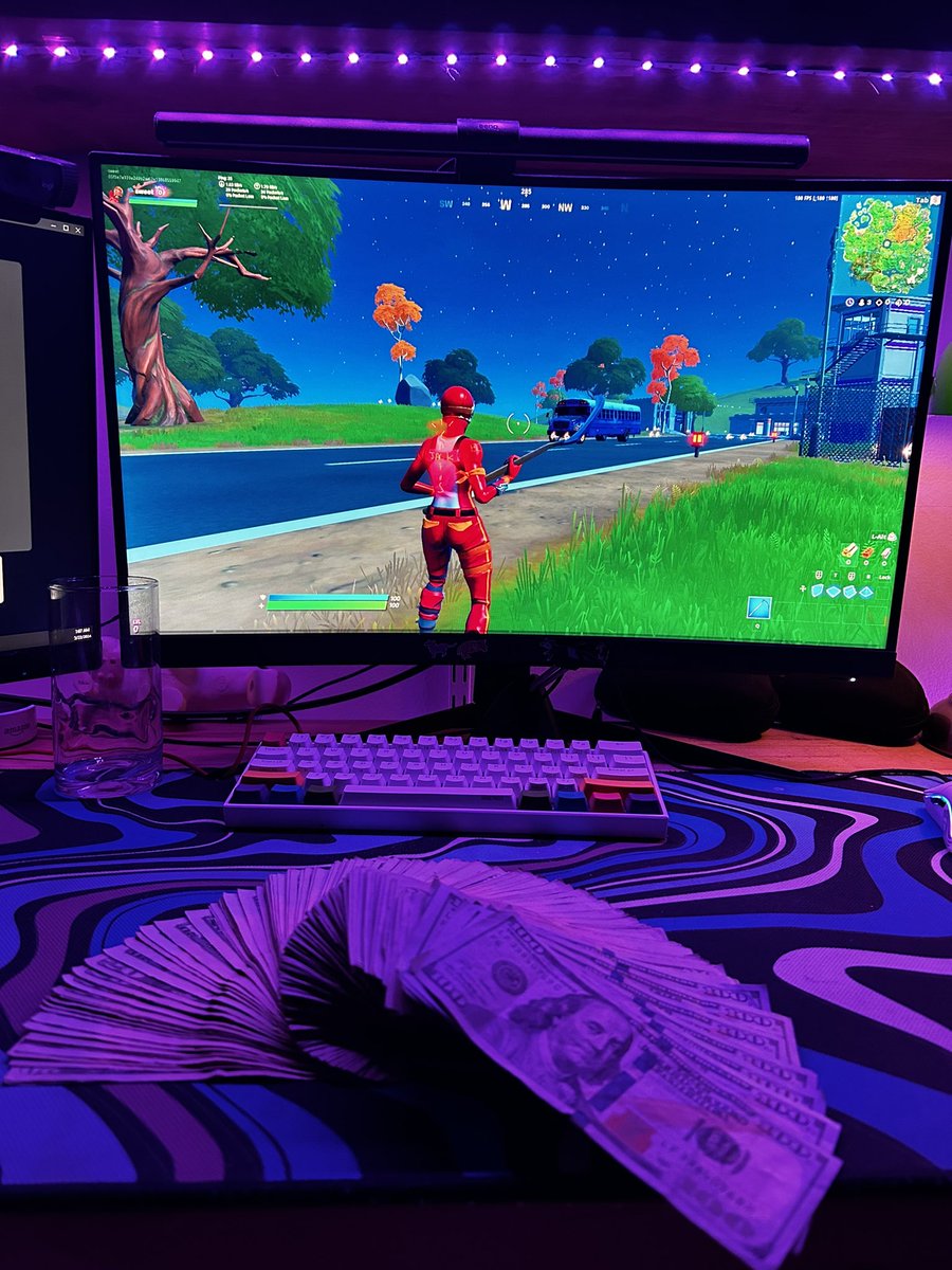 sweet (@8we3t) on Twitter photo 