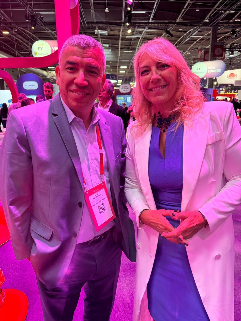 Les @Regionsdefrance au salon #Vivatech .

Échanges entre @JBenabdillah, Vice-Président de la Région @Occitanie et @kosowski_b, Présidente d’@IBM_France sur le travail d’une #IA plus #durable, plus respectueuse de l’environnement ✅🍀