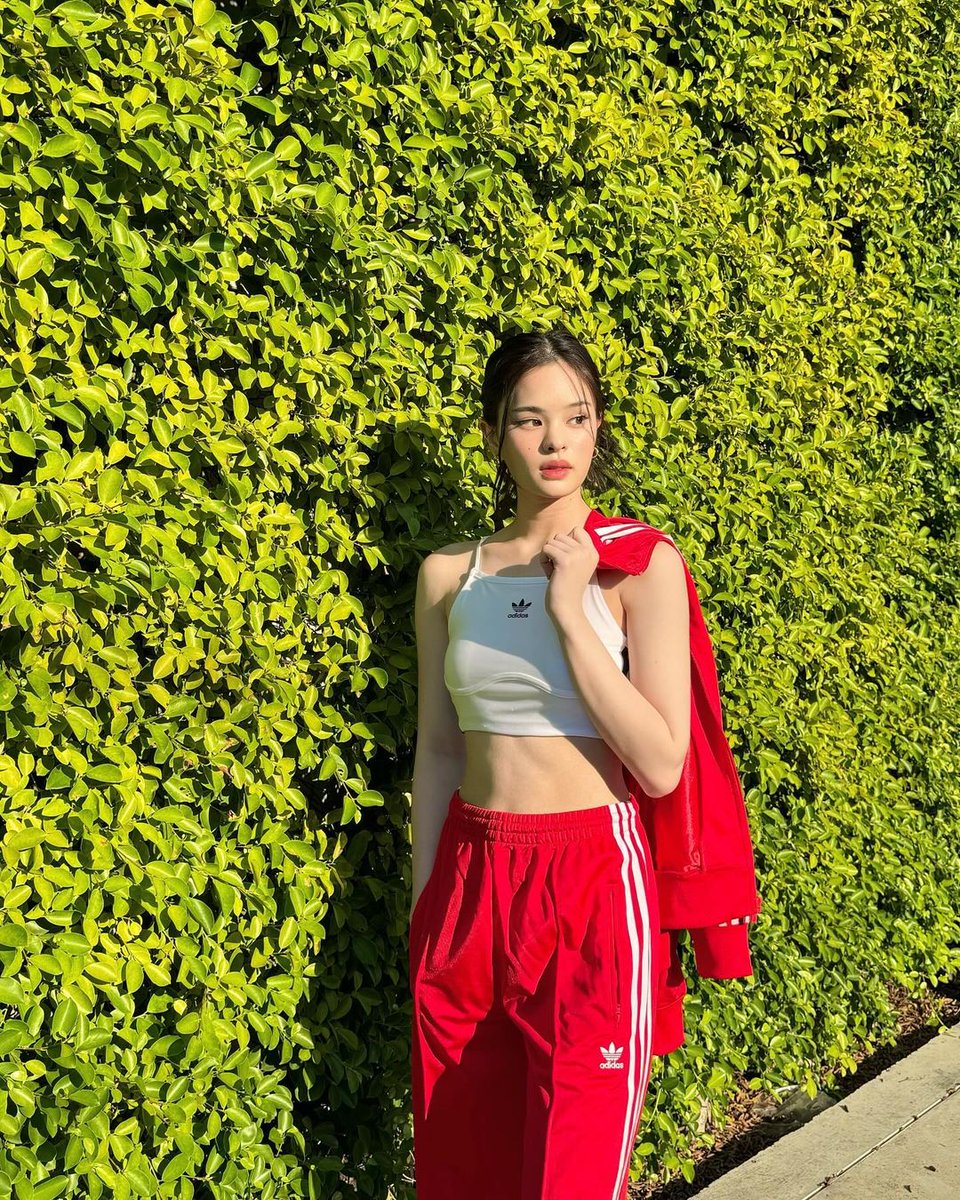 allypics_'s tweet photo. 22/05/2024 allynitibhon instagram update
" Summer is not over yet 🌞
#adicolor #adidasThailand "
#ALLY #allynitibhon #แอลลี่ https://t.co/EKJ8dOizU1