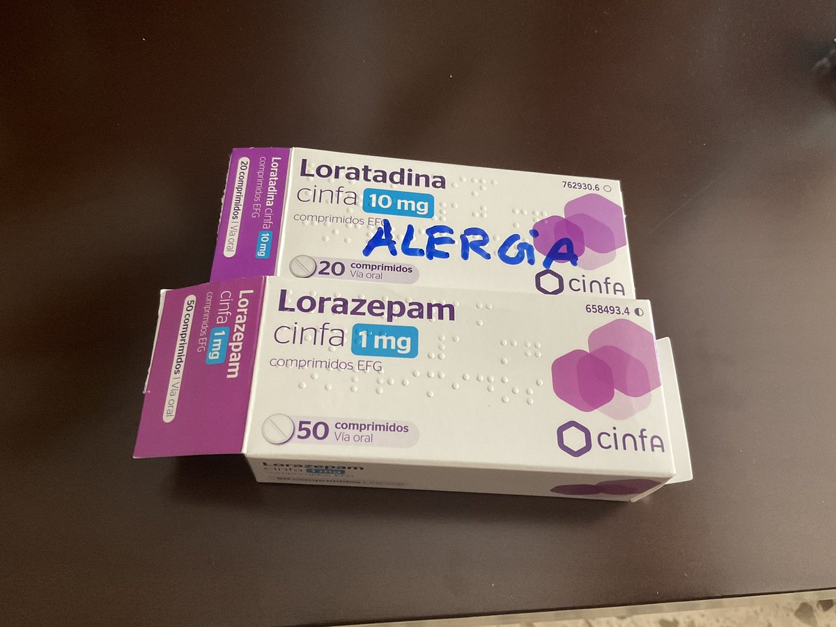 Mi madre durante cinco días tomando el doble de lorazepam y sin tomar las pastillas de la alergia. Cambio de diseño de los envases. Los envases para una persona de 77 años. Ahora lo escribe con rotulador.