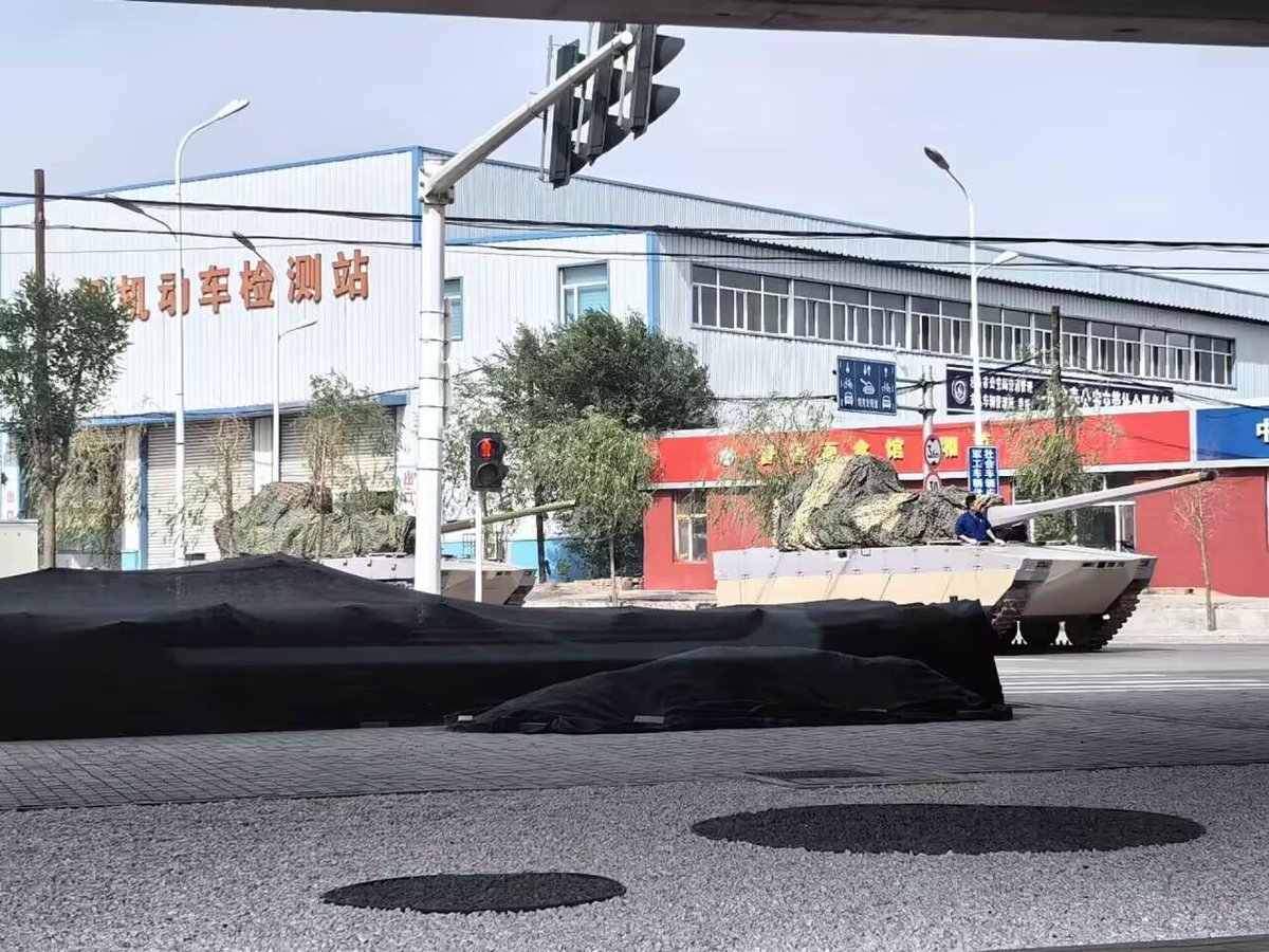 DavidWangPLA's tweet photo. Another New Toy, Another Day

A Never-seen-before Light Tank Spotted in China. Not Sure if This is the Gen IV Light Tank We Used to Talked about
If True, This is the First of its League in the World https://t.co/MttOQxXnLZ