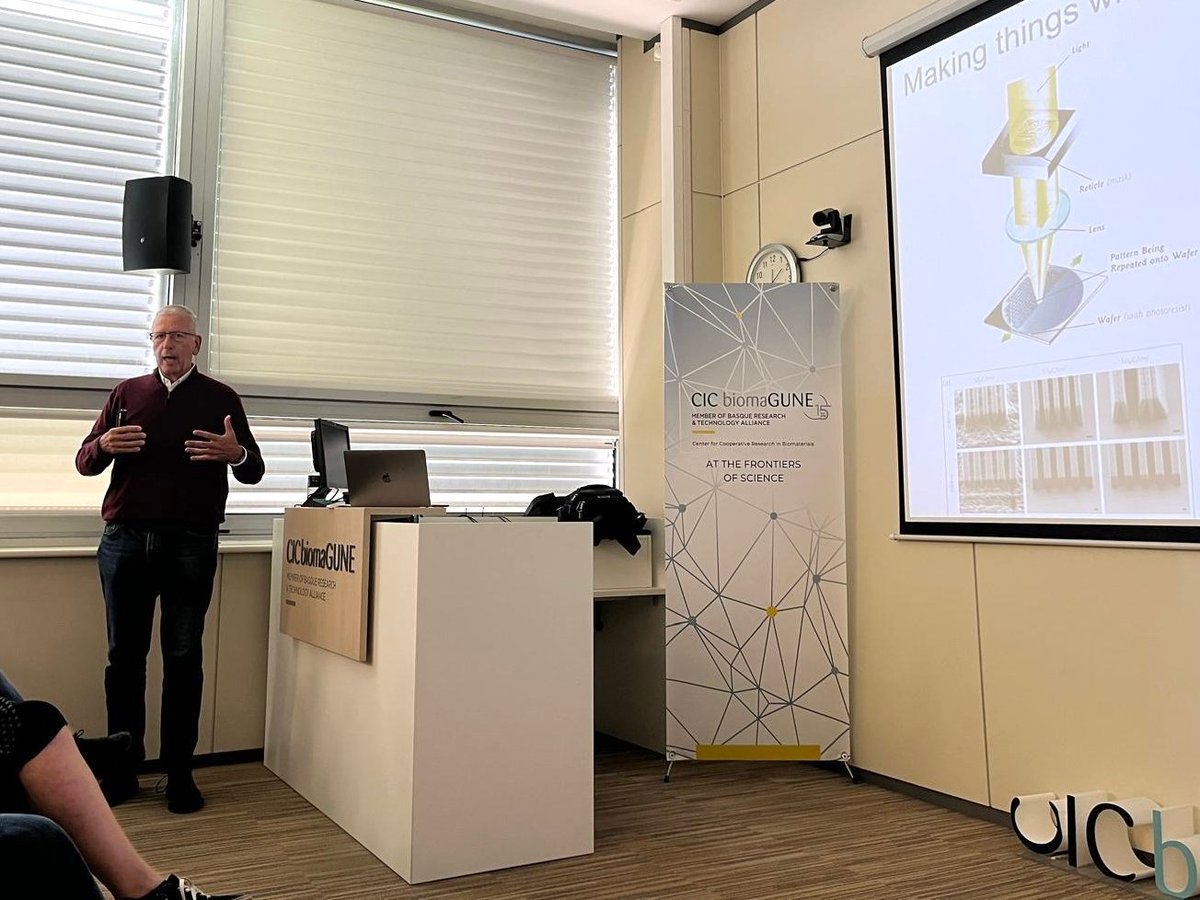 CICbiomaGUNE's tweet image. 🤩 Big thanks to Prof. @Joseph_DeSimone for sharing your knowledge with us at today&apos;s #seminar titled &quot;The #Delicate #Interplay Between Light, Interfaces and Design: The Complex Dance that Allows #3D #Printing to Scale to #Manufacturing&quot;
👏 It has been a real pleasure!

@Stanford