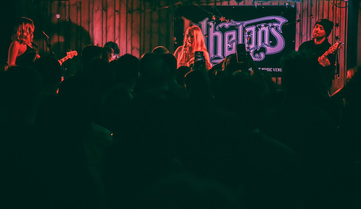 My Debut Headline Show last Friday @whelanslive was my favorite show I’ve EVER played!!💓💓 Thank you to EVERYONE who came and supported me and all who helped behind the scenes to create such a beautiful show, yous all deserve a gold star⭐️⭐️⭐️⭐️