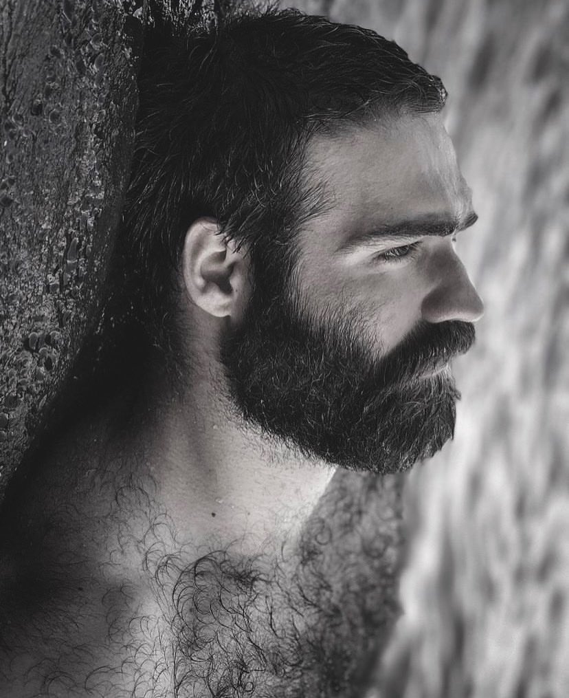 hairymaleclub's tweet photo. Amazing shot 📸🐻 by yorgostsiantoulas 📸 michalisgoumas [Instagram] #hairy #bearded #beardgang #bwphoto #photography #model #hairymaleclub #modelmen #masculine #guapo #peludo https://t.co/lyvl62rf0S