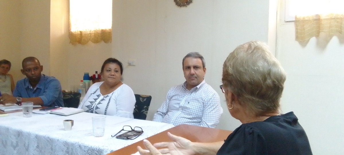 DiarioMayabeque's tweet photo. El miembro del Comité Central del Partido y ministro de Educación Superior, Walter Baluja García, intercambió con autoridades de gobierno y personal de la ciencia en #Quivican, como parte de la visita gubrrnamental a la provincia. #DiarioMayabeque #CubaVive #MejorEsPosible https://t.co/3mcMSgugpR
