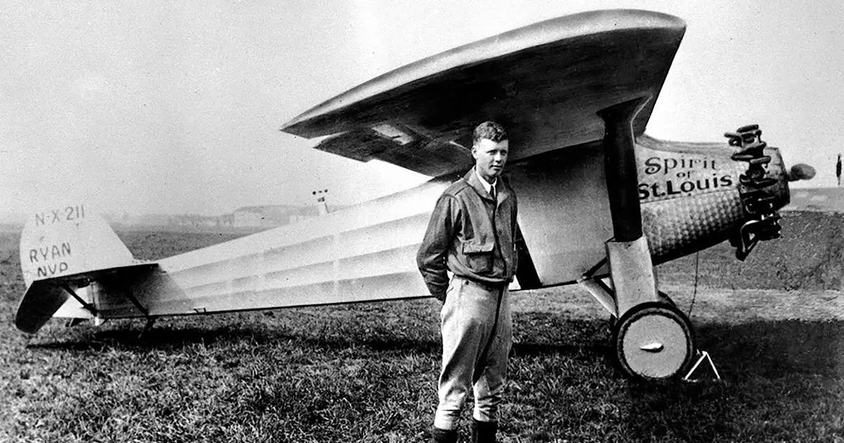 JasonBollman's tweet photo. On this day in 1927, American aviator Charles Lindbergh completed the first nonstop solo flight across the Atlantic Ocean.  New York to Paris in the monoplane Spirit of Saint Louis in about 33.5 hours. Lindbergh’s remarkable achievement for it's day.🛩️✈️ https://t.co/cMendLML85