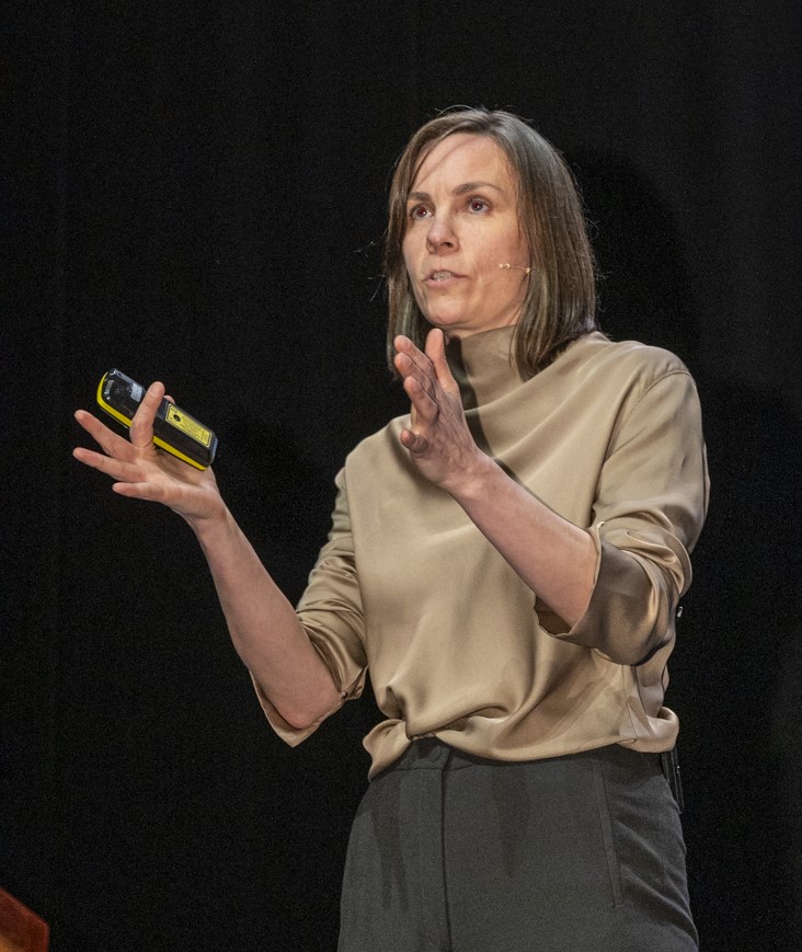 m_agerstrand's tweet photo. 🧵Overwhelmed by the kind words and interest after my plenary talk at #SETACSeville. Science-policy interactions in chemical regulation are not without difficulties and constraints, but we must continue and strive to improve the dialogue between academia and the regulatory sector https://t.co/Anmb0AVCA4