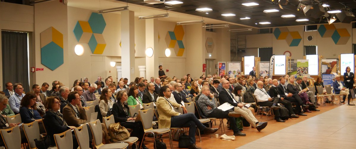 P_Krawczak's tweet photo. @PlasticsEurope @IMT_NordEurope @forviagroup_ @IMTFrance @JECComposites @Pole_Polymeris @PolyviaFr @EuraMaterials @PoleTeam2 @B4C_eu @gfpolymeres @fiiish_officiel @suez @carnotmines @IMTNEEntreprise @Decathlon @EastmanChemCo @SABIC @ugent @Styrolution @renaultgroup #Plasturgie & #Environnement : 180 participants débattent d'#EconomieCirculaire& #EcoResponsabilité dans la filière industrielle des matériaux #plastiques et #composites | #Recyclage #Bioressources #EcoConception sont au programme | Congrès #PnE2024 #SFIP #IMTNordEurope 🌍🍃♻️ https://t.co/IIRHMi3Jxp