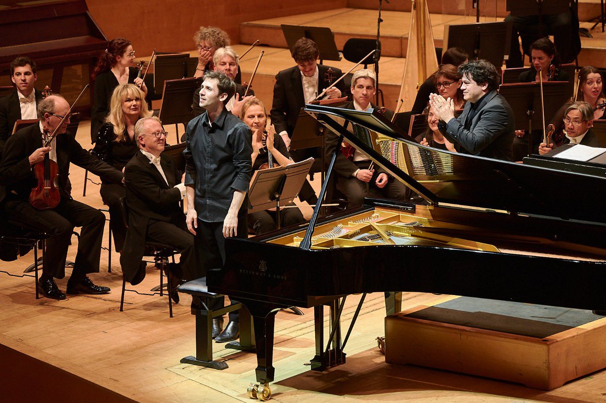 ibercamera's tweet image. Concert de cloenda del 40è aniversari ahir a L’Auditori amb una memorable versió del Romeu i Julieta de Prokófiev a mans de l’Orquestra Nacional de França i Cristian Mâcelaru. A la primera part, una sentida interpretació del 2n Concert de Chopin amb Alexandre Kantorow.