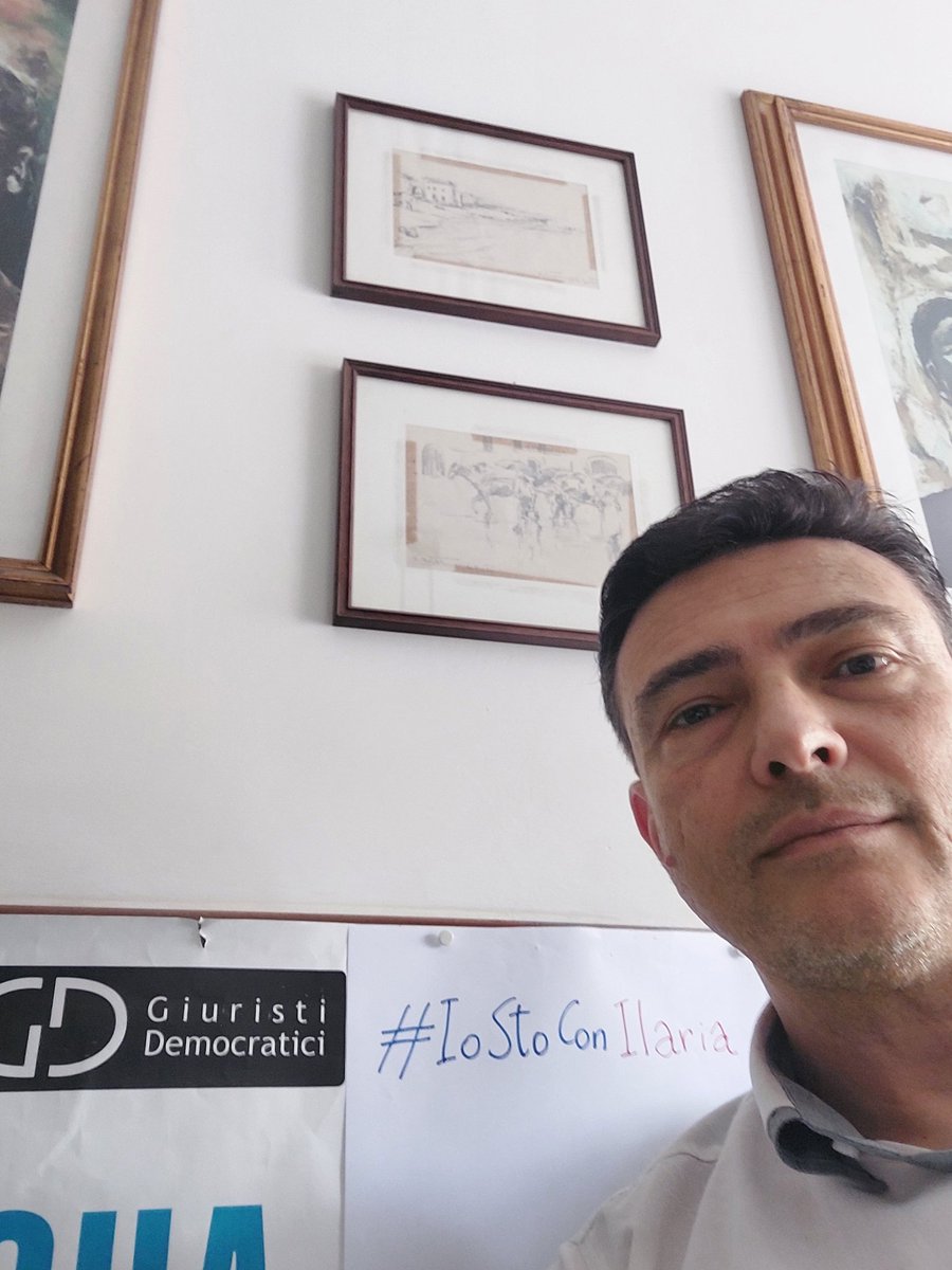 #IoStoConIlaria
Il 24 maggio Ilaria Salis torna ad essere processata dal regime di Orban.
Io sono con lei. 
Diffondiamo
#becomeviral