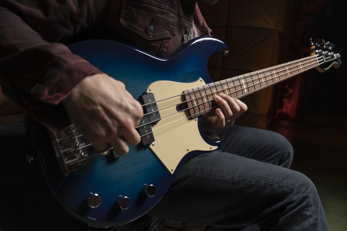 Built in Japan, Yamaha BB Professional basses are available with 4 (BBP34) or 5 (BBP35) strings, and in 4 finishes - including Moonlight Blue, pictured here. Whatever your personal style, there’s a BB Professional bass for you. Learn more: yamaha.com/2/bb