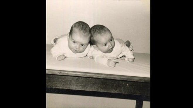 Waarom werd de tweeling gescheiden bij de adoptie? Was het een experiment? Docu ’Peter en Erik’ vindt na vier jaar speuren een antwoord leidschdagblad.nl/cnt/dmf2024052…