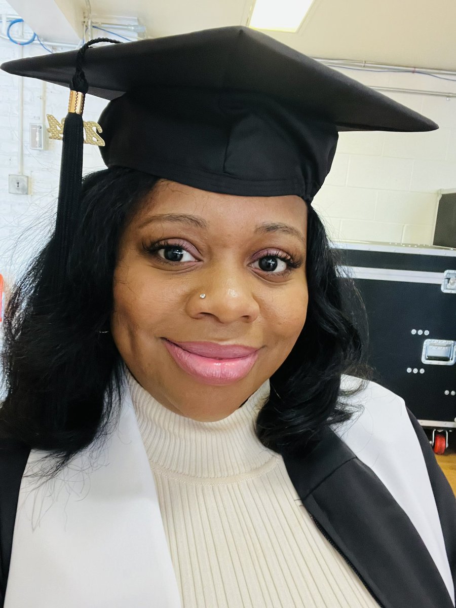 Blackbetty722's tweet photo. #ubaltgrad https://t.co/SjCvIr4fvR