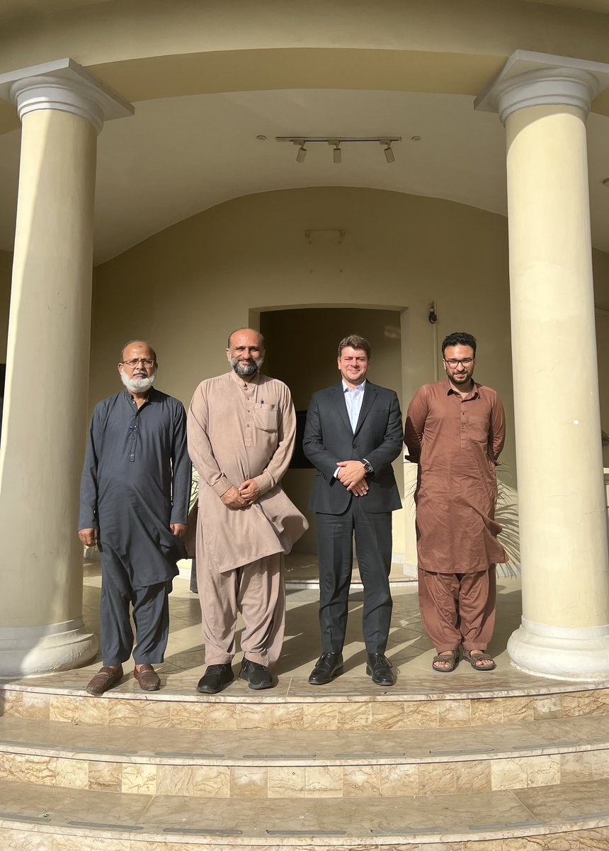 danilogiurdanel's tweet image. Today I met with Faisal Edhi, Chairman of @Edhiorg, the largest humanitarian organization in South Asia. We are exploring new opportunities of cooperation with Italy’s rich civil society. #humanitarian @aics_it @EUCdAtoAFG #alwaysatwork #realdiplomacy