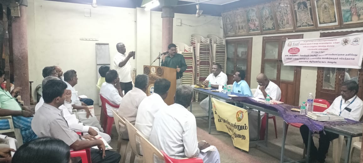 CommrPanruti's tweet photo. Panruti Municipality awareness meeting with market association single use plastic IEC Awareness https://t.co/omJZAin760