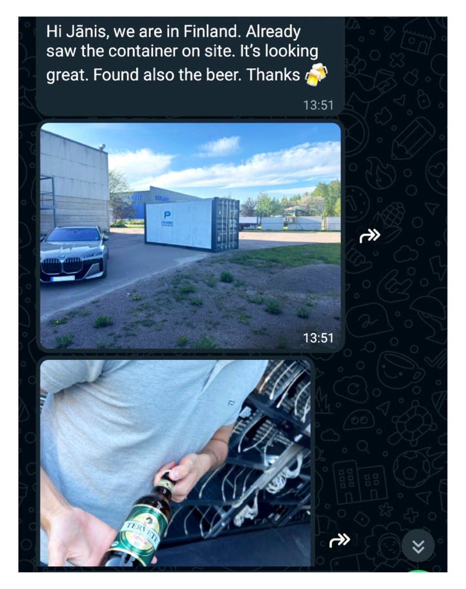 PowerMiningFarm's tweet photo. Two things make our clients happy: container delivery and beer ๐ป๐
#powermining #miningcontainers #cryptomining https://t.co/Vtu1u2rali