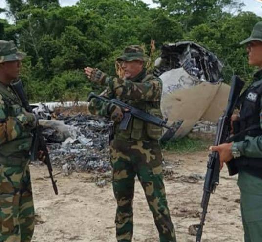 dhernandezlarez's tweet photo. Operación Relámpago del Catatumbo, contra el narcotráfico, pistas ilegales y campamentos asociados a los grupos TANCOL en el estado Zulia !

#IntegrarEsVencer https://t.co/2B7uHDaia5
