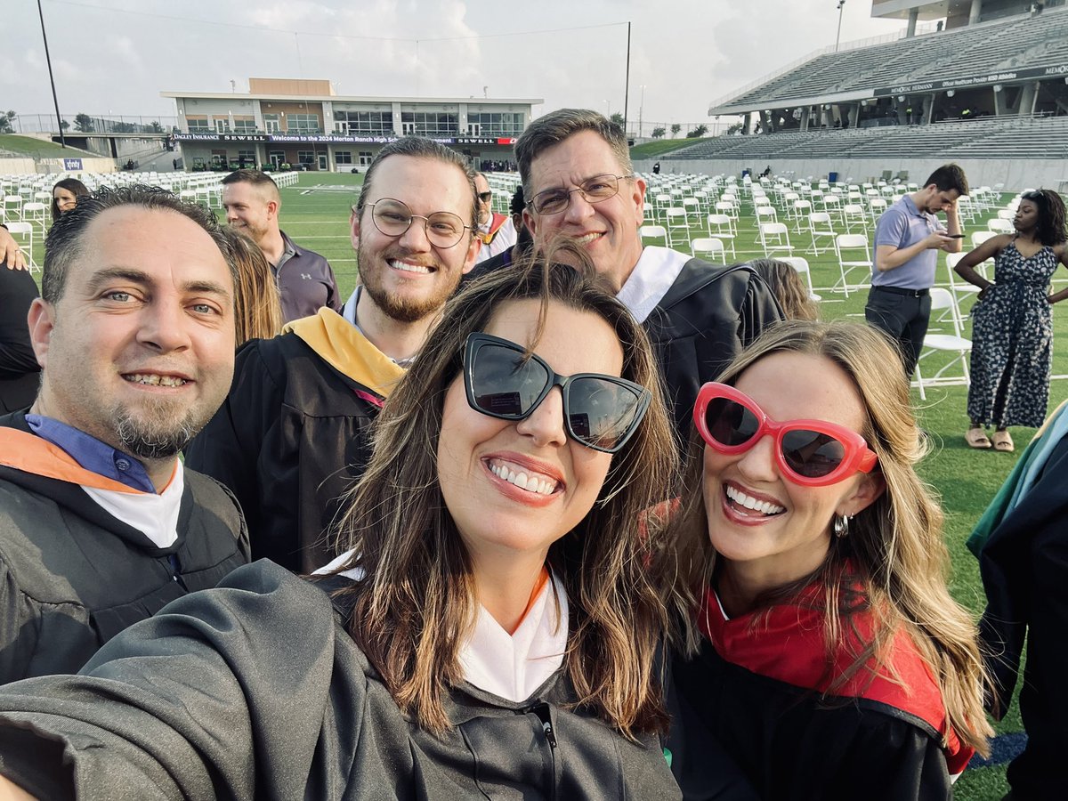 Sarah Gonzalez tweet media