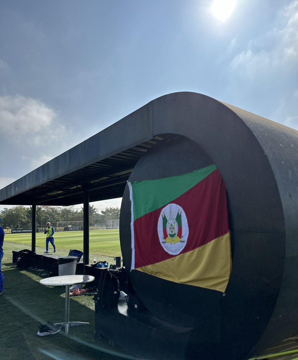 BORA PRO TREINO! 🇪🇪 Começando mais um dia de atividades aqui em São Paulo.