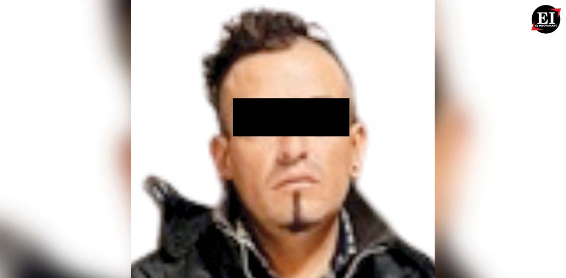 ElInformanteMX's tweet photo. Detienen en #Jocotitlán a #ProbableImplicado en la #desaparición de su #ParejaSentimental

Habría sepultado #clandestinamente el cuerpo sin vida de la #víctima, para lo cual le colocó una #PlacaDeCemento encima.
Tags: @Edomex @FiscaliaEdomex
https://t.co/8vMXUDla3k https://t.co/Mv9wHHx5Qe