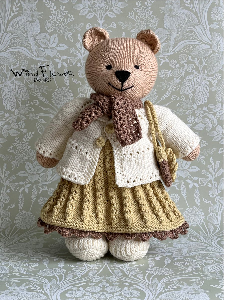 WindflowerBears's tweet photo. Ready for a trip to the Country Fair.

NEW - The Hedgerow Collection from Windflower Bears.
https://t.co/GWJJTDWKPx
#knittedtoys #etsyhandmade #teddybears #handmadegift https://t.co/5S1WKxlSr9