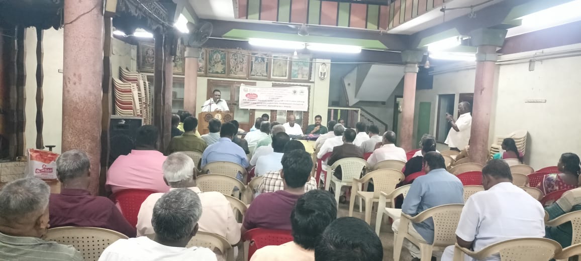 CommrPanruti's tweet photo. Panruti Municipality awareness meeting with market association single use plastic IEC Awareness https://t.co/omJZAin760
