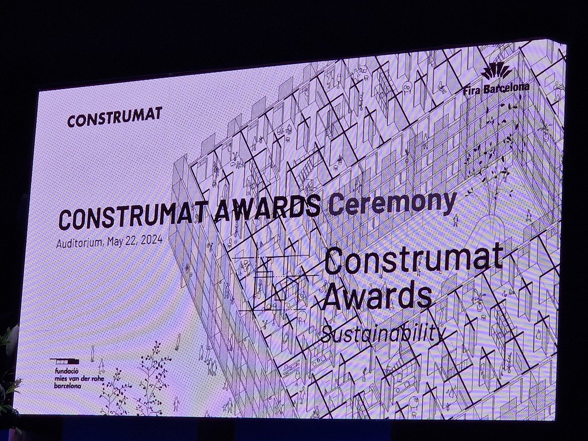 En breve empieza la ceremonia de entrega de los Premios #Construmat 2024❗️ Un galardón comisariado por la @FundacioMies que por primera vez se centra en la #sostenibilidad 💚 ¡Te esperamos en el Auditorium del Sustainable Building Congress!