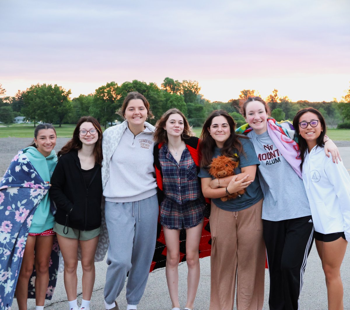 nwschools's tweet photo. 😎Seniors gathered for the Senior Sunrise in the early hours this morning at Northwest High School. ☀ Only a few events left for the Class of 2024! ✨

👉Keep an eye out on our page for the livestream links for the upcoming Honors Convocation and Commencement Ceremonies! https://t.co/HcCe5NygLn