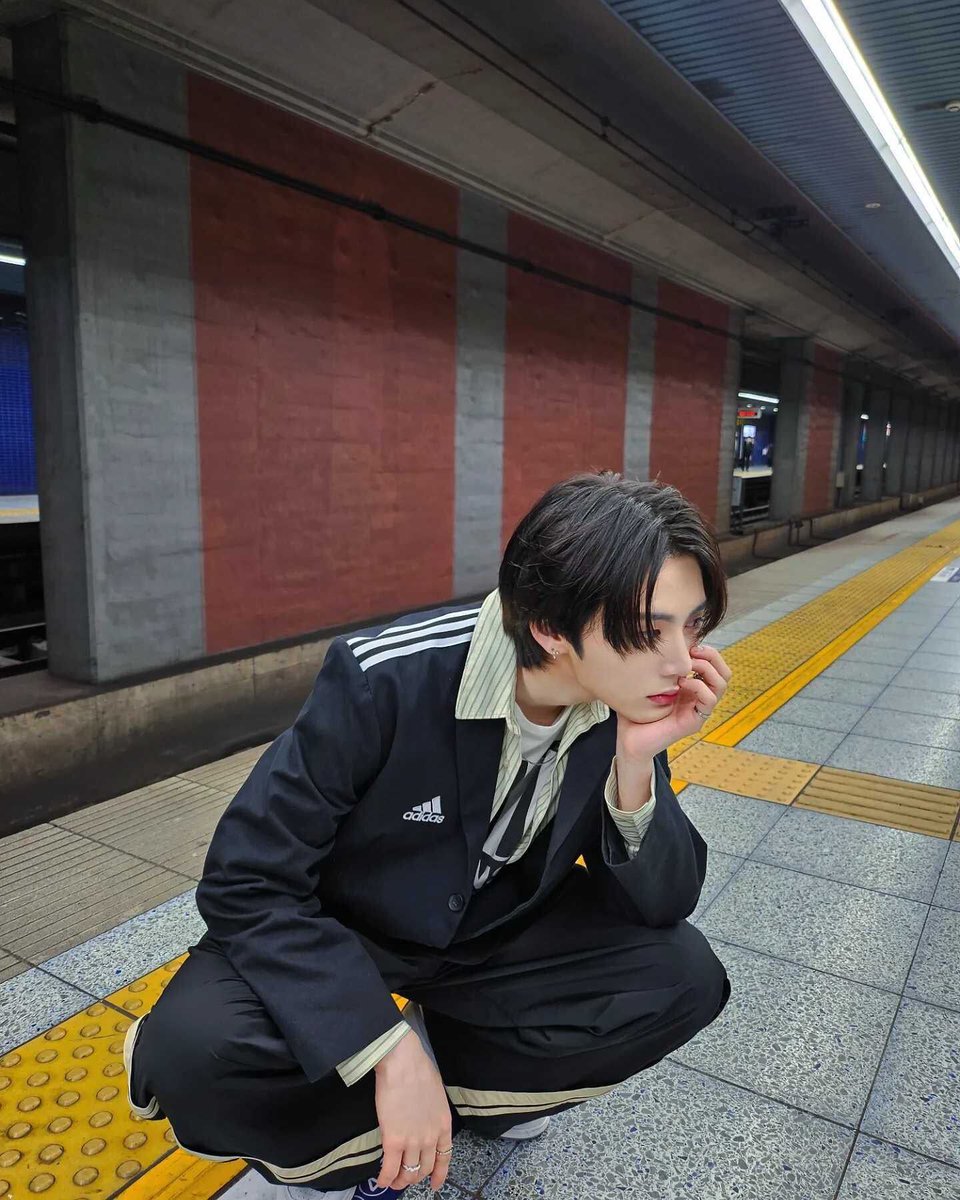 한문아 빨리와 막차 끊겨

#BOYNEXTDOOR #TAESAN
#보이넥스트도어 #태산