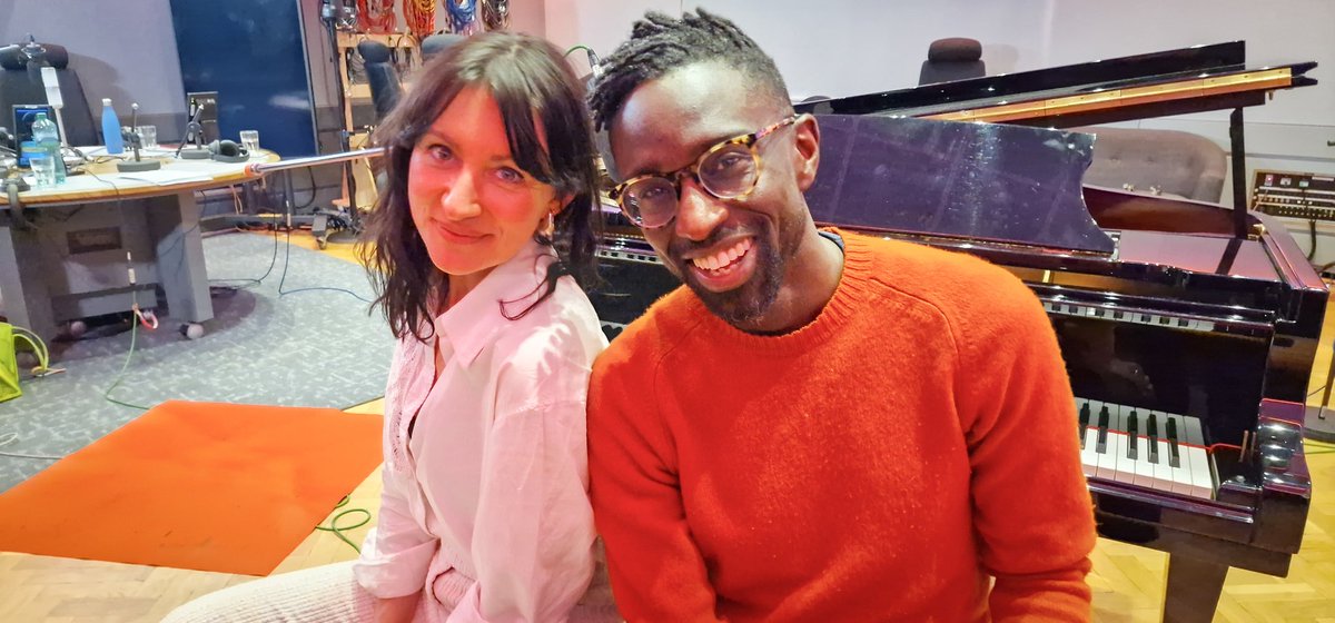 VERY excited about #AddToPlaylist being back on air this Friday, with the wonderful violinist @AnnaPhoebe joining @jeffreykboakye as co-host while @cerysmatthews pursues other musical projects. Make a date and join us! 1915 @BBCRadio4 @BBCSounds 🎶🎵📻